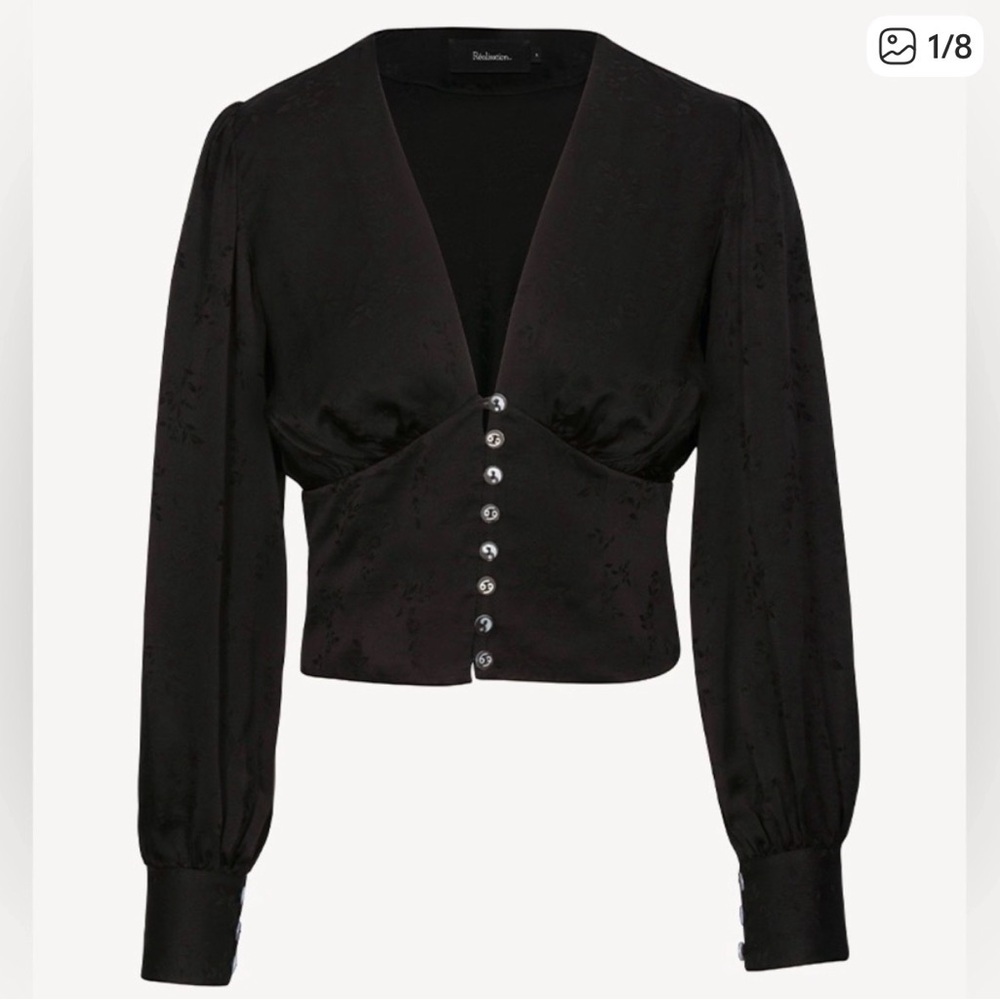 Realisation Par Black Buttoned Blouse